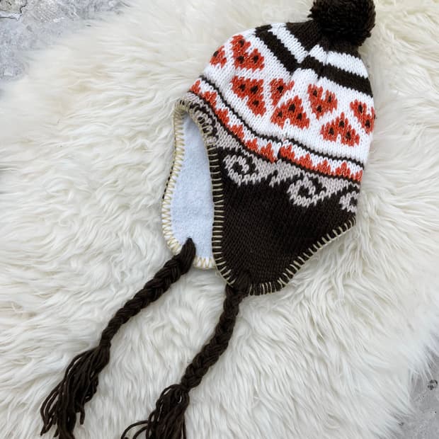 브라운 노르딕 이어플랩 비니