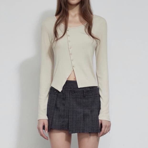 보헤미안서울 unbalanced button t, beige