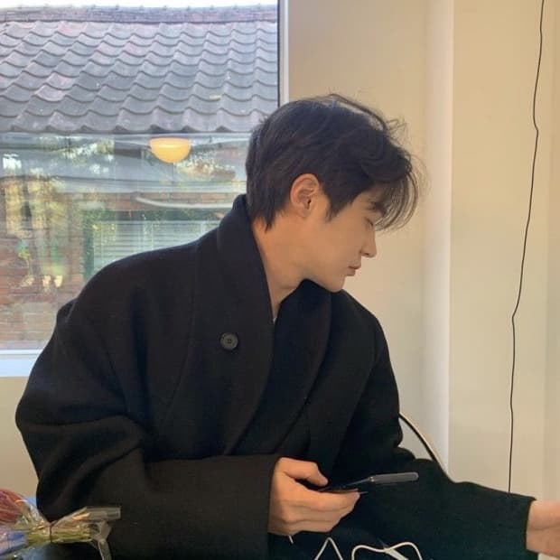 [M] ownhour 벨티드코트 블랙