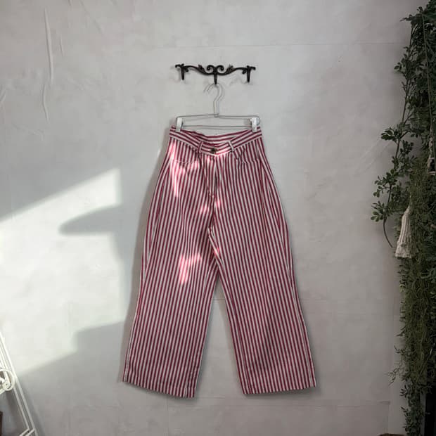 Red white stripe wide pants 