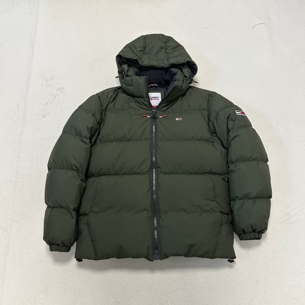 타미힐피거 패딩