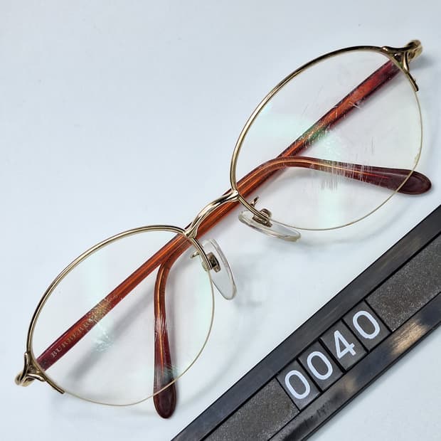 00s 일본 빈티지/버버리 475 골드 티타늄 반무테 안경테 클래식