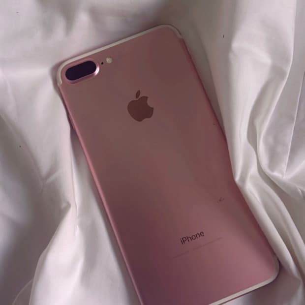 아이폰 플러스 로즈골드 128기가 