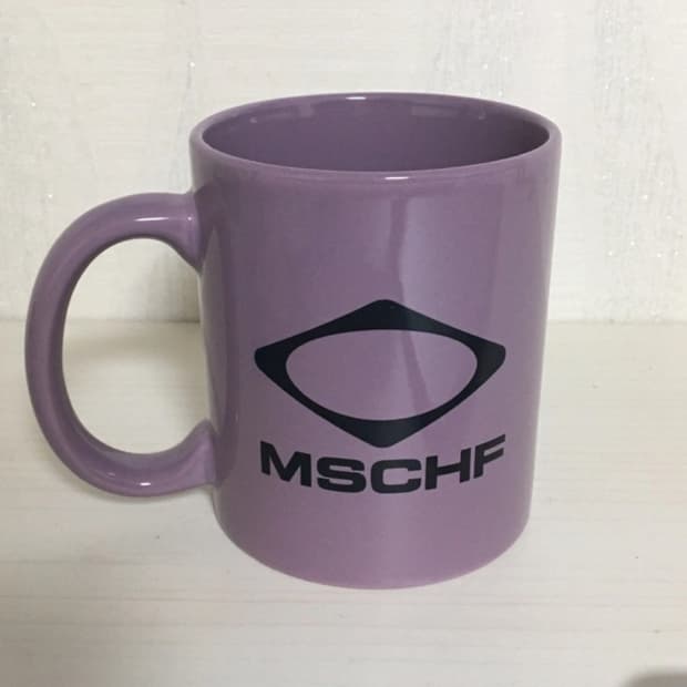 미스치프 머그컵
