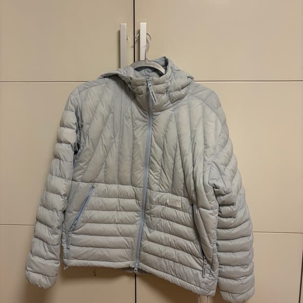 노스페이스 경량패딩