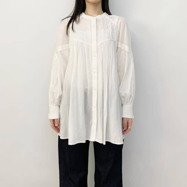 스튜디오 클립 블라우스