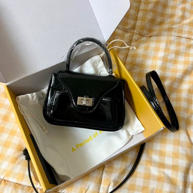 아포아 미니 토트백 블랙