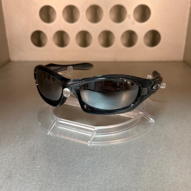 오클리 Monster Dog 몬스터독 (2003)