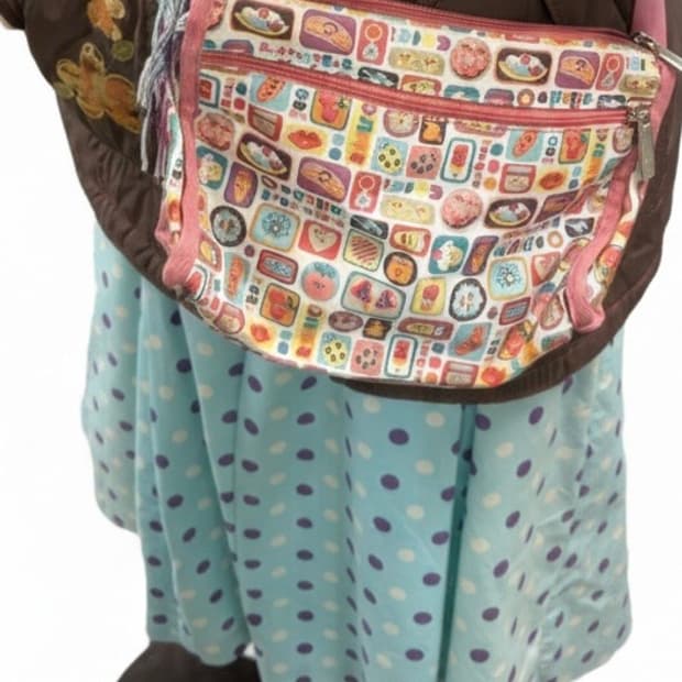 빈티지 키치 패턴 크로스백