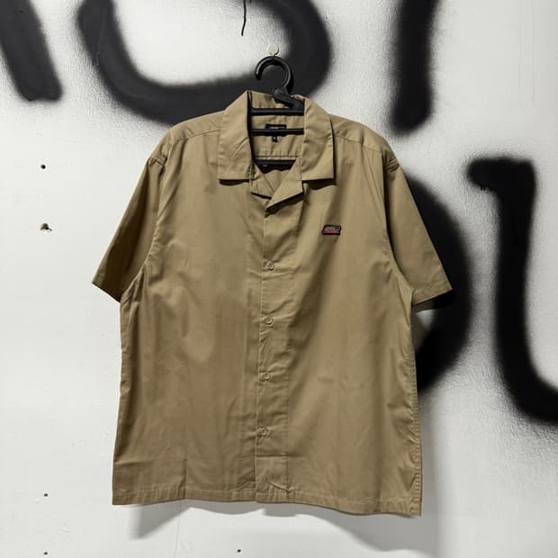 디키즈 빅 프린팅 원 포인트 워크 반팔 셔츠