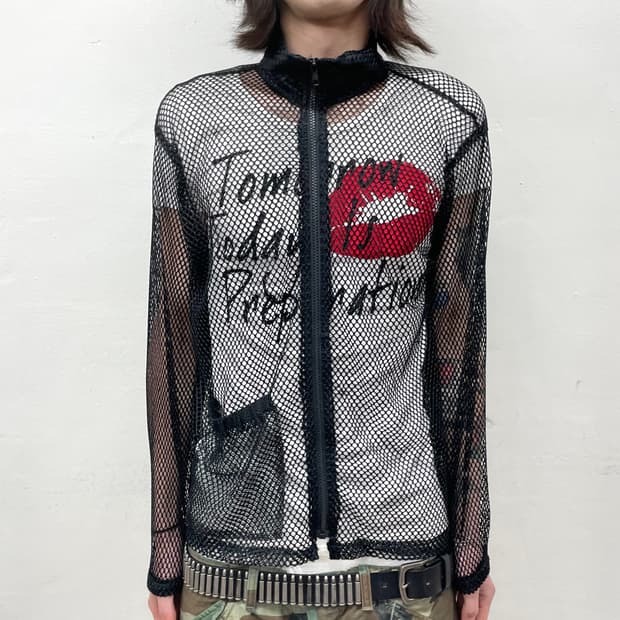 black mesh pocket zip-up