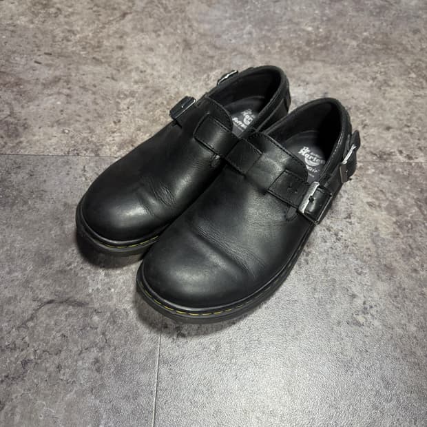 닥터마틴 패트리샤 240