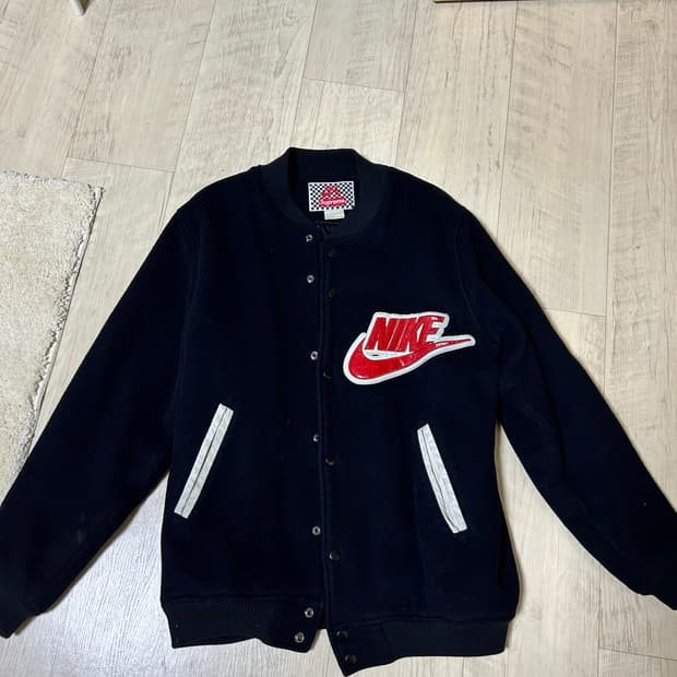 나이키 슈프림 스타디움자켓