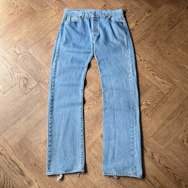 [33]리바이스 501 데미지드 미디엄블루 데님 팬츠