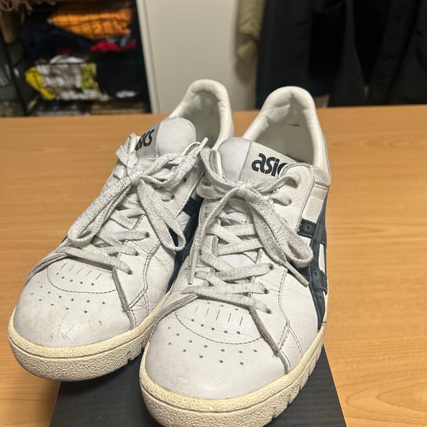 아식스 스니커즈