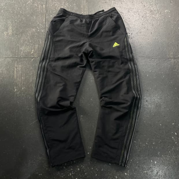 105 아디다스 나일론 팬츠