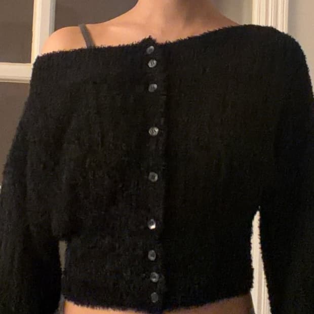 sinoon 퍼 오프숄더 가디건