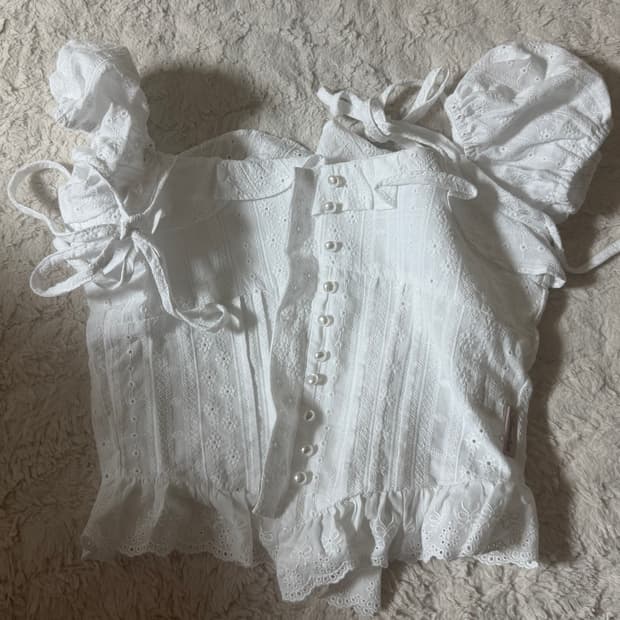 뉴얼린 로제2 오프숄더 블라우스 m