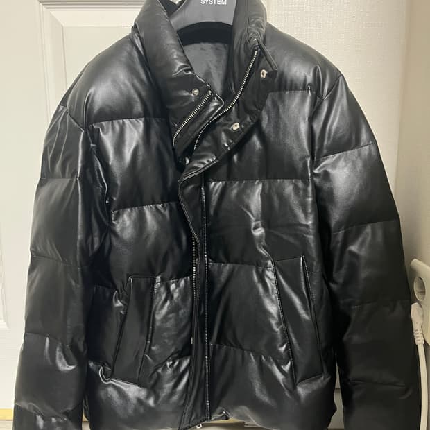 에잇세컨즈 레더패딩 100 라지