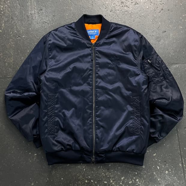 105 아디다스 MA-1 항공점퍼