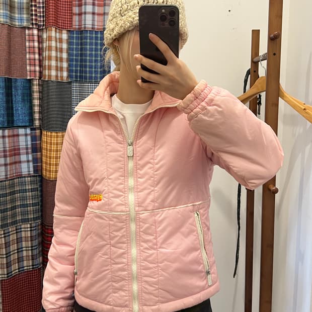 히스테릭글래머 딸기우유 로고 숏 패딩