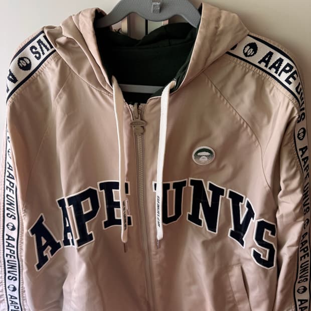 Aape 에이프 메인 라이트 웨이트 자켓 다크 그린