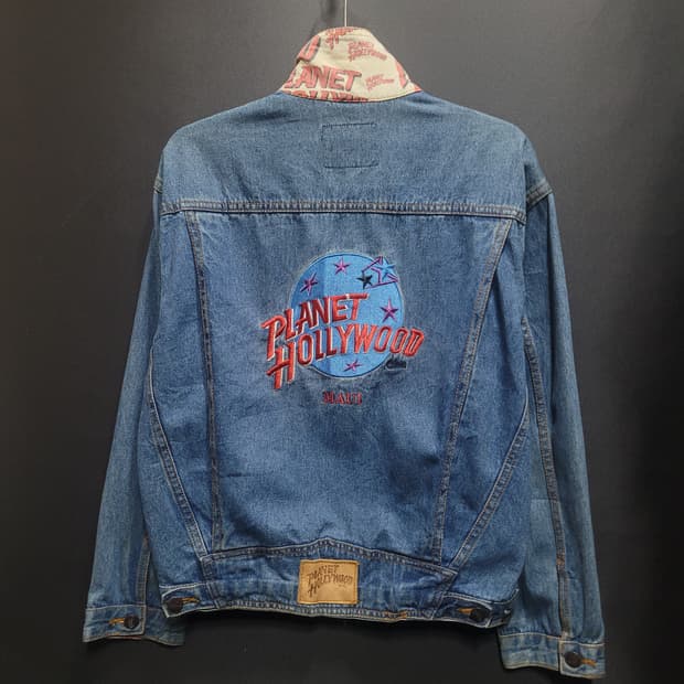 Planet Hollywood 마우이(Maui) 90s 데님 트러커 자켓