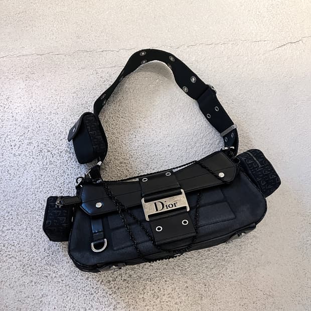 크리스찬 디올 스트릿 시크 콜럼버스 숄더백