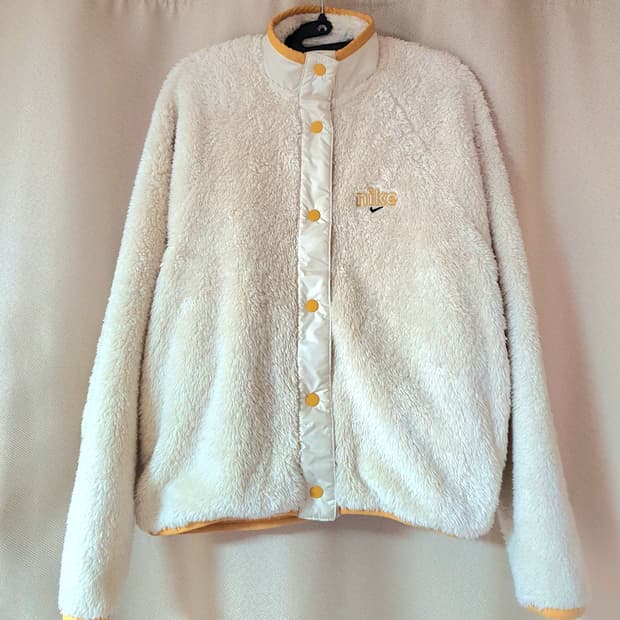 (상태최상) 나이키 여성 뽀글이 후리스 자켓 free