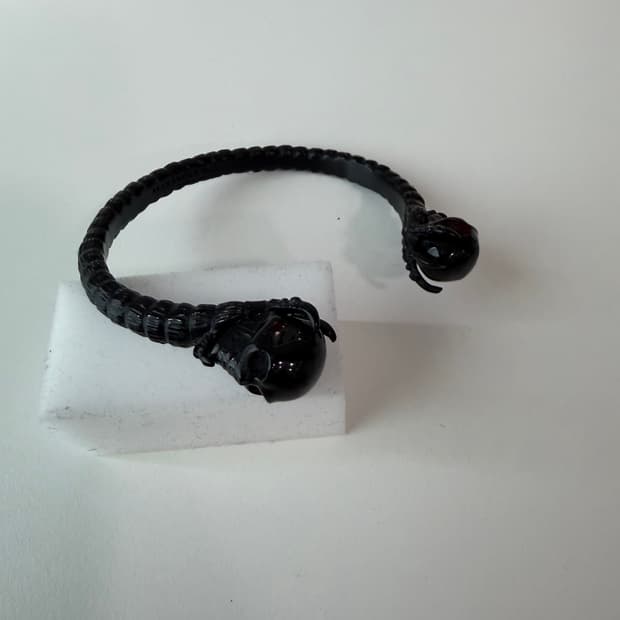 알렉산더 맥퀸 해골 뱅글 팔찌