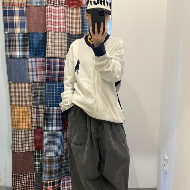 폴로 빅포니 화이트 집업