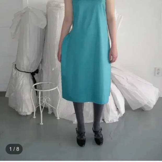 (구함) eonts 애옹쓰 샤샤 이너 드레스 딥블루