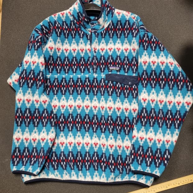 파타고니아 신칠라 아즈텍 xl