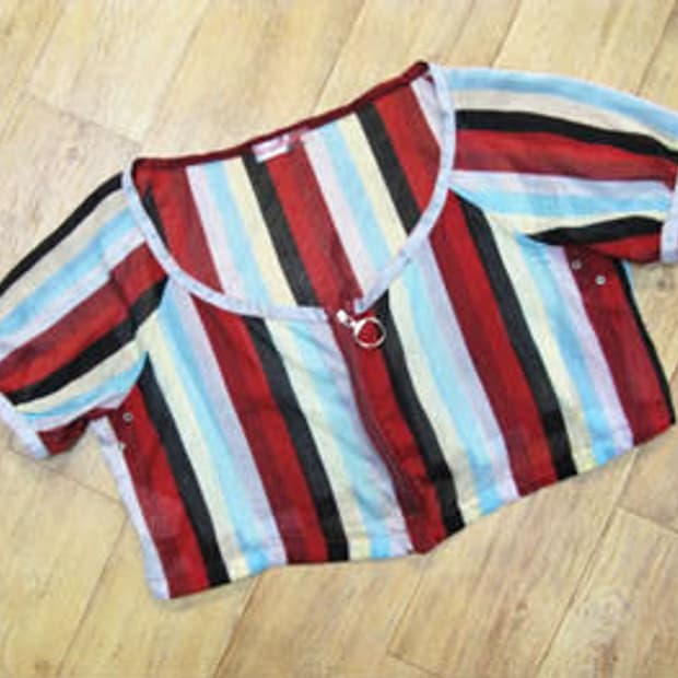 프라다(PRADA) 크롭탑 66-77