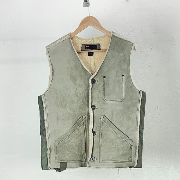 디젤 시안 스웨이드 벤틸 셰르파 유틸리티 베스트