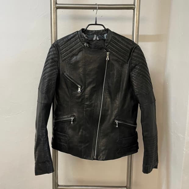 paris hilton leather jk