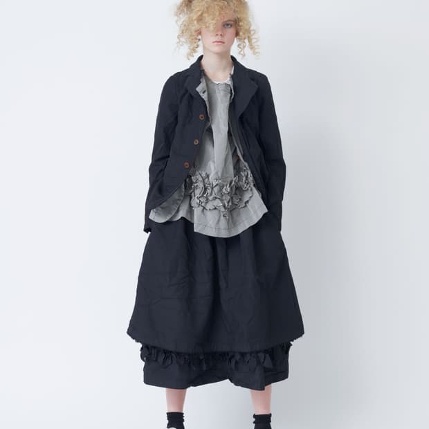 Side Transformed Ruffle Docking Skirt