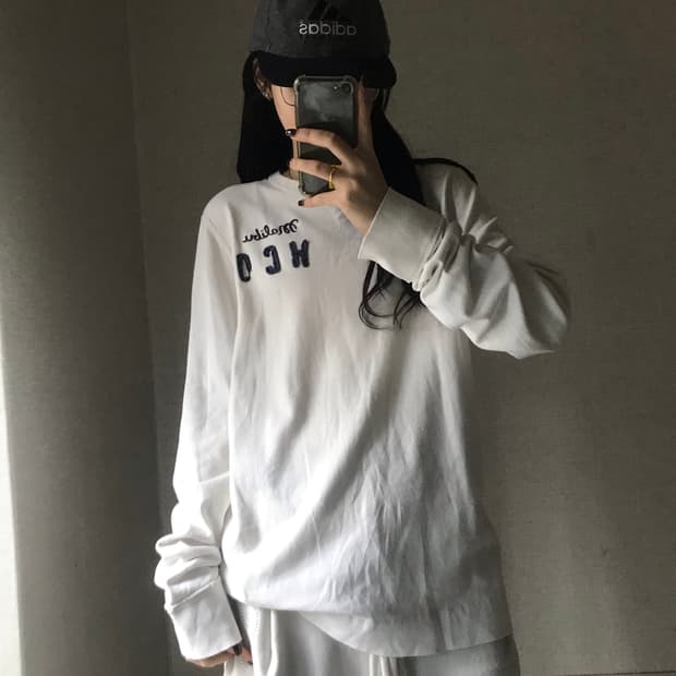 홀리스터 아이보리 빅로고 롱슬리브