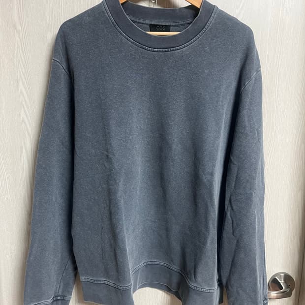 COS 코스 피그먼트 다잉 스웨트셔츠 (L사이즈)