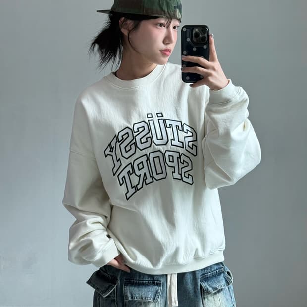 스투시 스포츠 아이보리 맨투맨