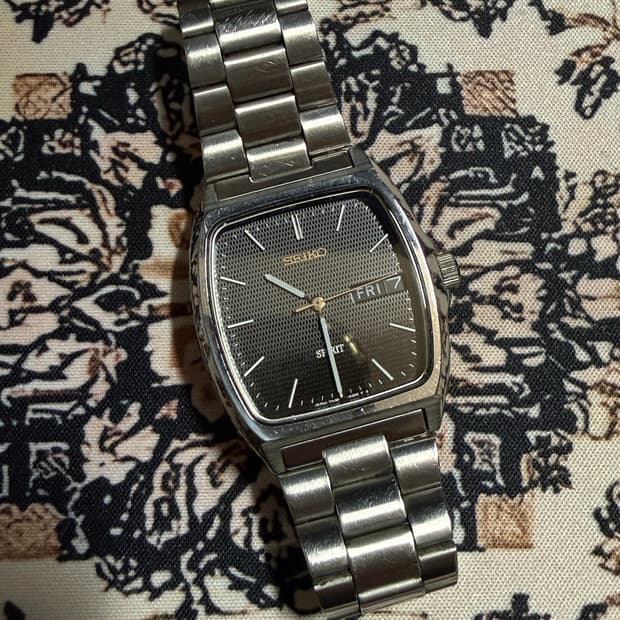 SEIKO 빈티지 쿼츠 시계