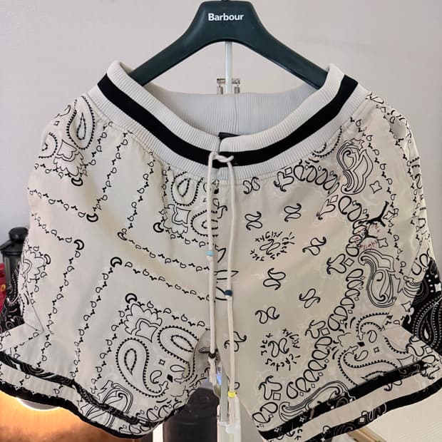 M) 조던 트래비스 스캇 쇼츠 아이언 오어