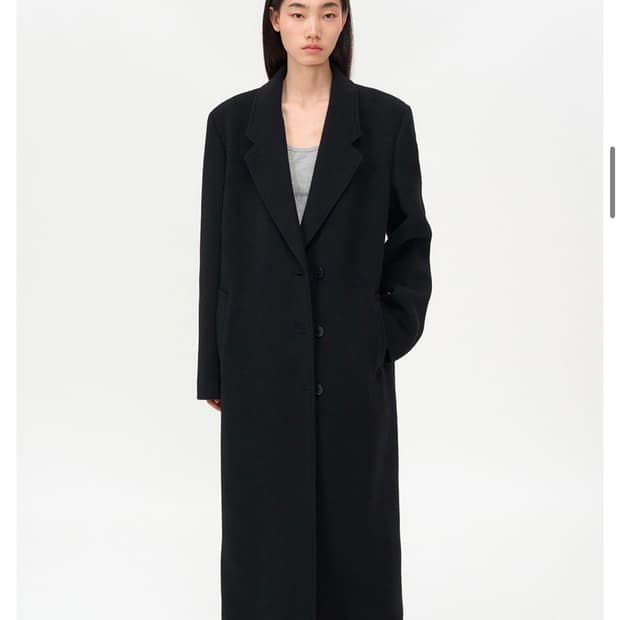 인사일런스 클래식 맥시 코트 블랙 