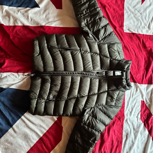 썬러브 플라이 라이트 다운자켓 S