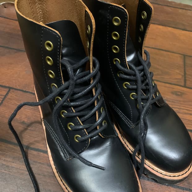 닥터마틴 워커 250