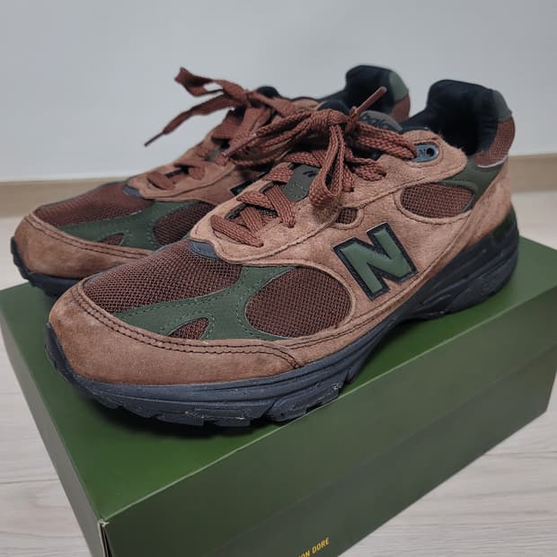 [270] 뉴발란스x에임레온도르 993 브라운 #자운드조프레쉬굿즈kith