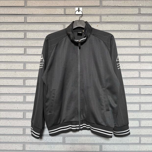 르꼬끄 숄더 로고 밴딩 스트라이프 트랙탑 져지 자켓 차콜 컬러