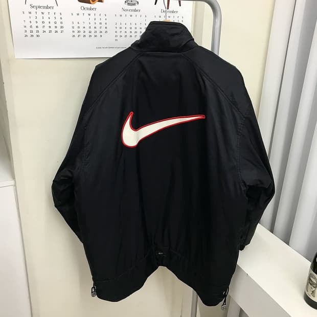 나이키 90s 빅스우시 누빔 롱패딩