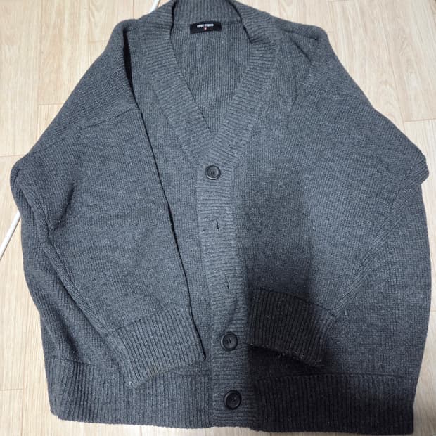 꼼파뇨 가디건 M