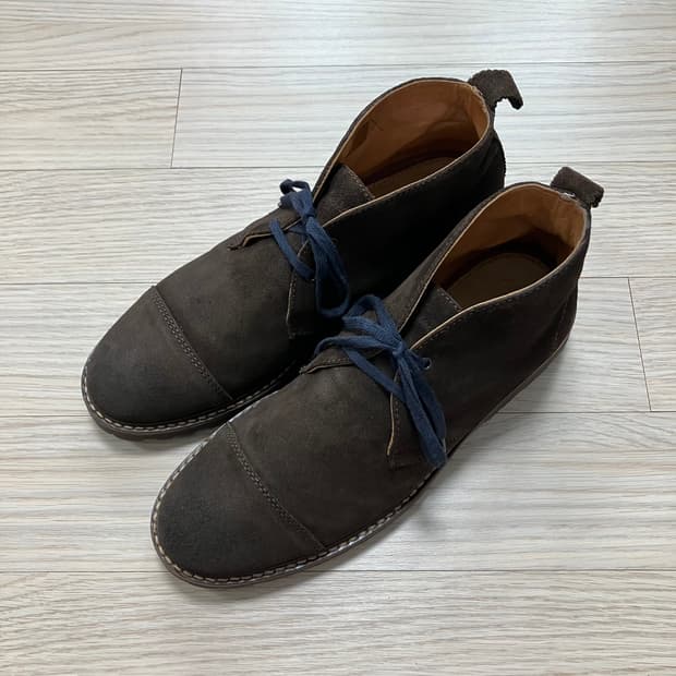 [Massimo Dutti] 마시모두띠 스웨이드 비브람 처카 부츠